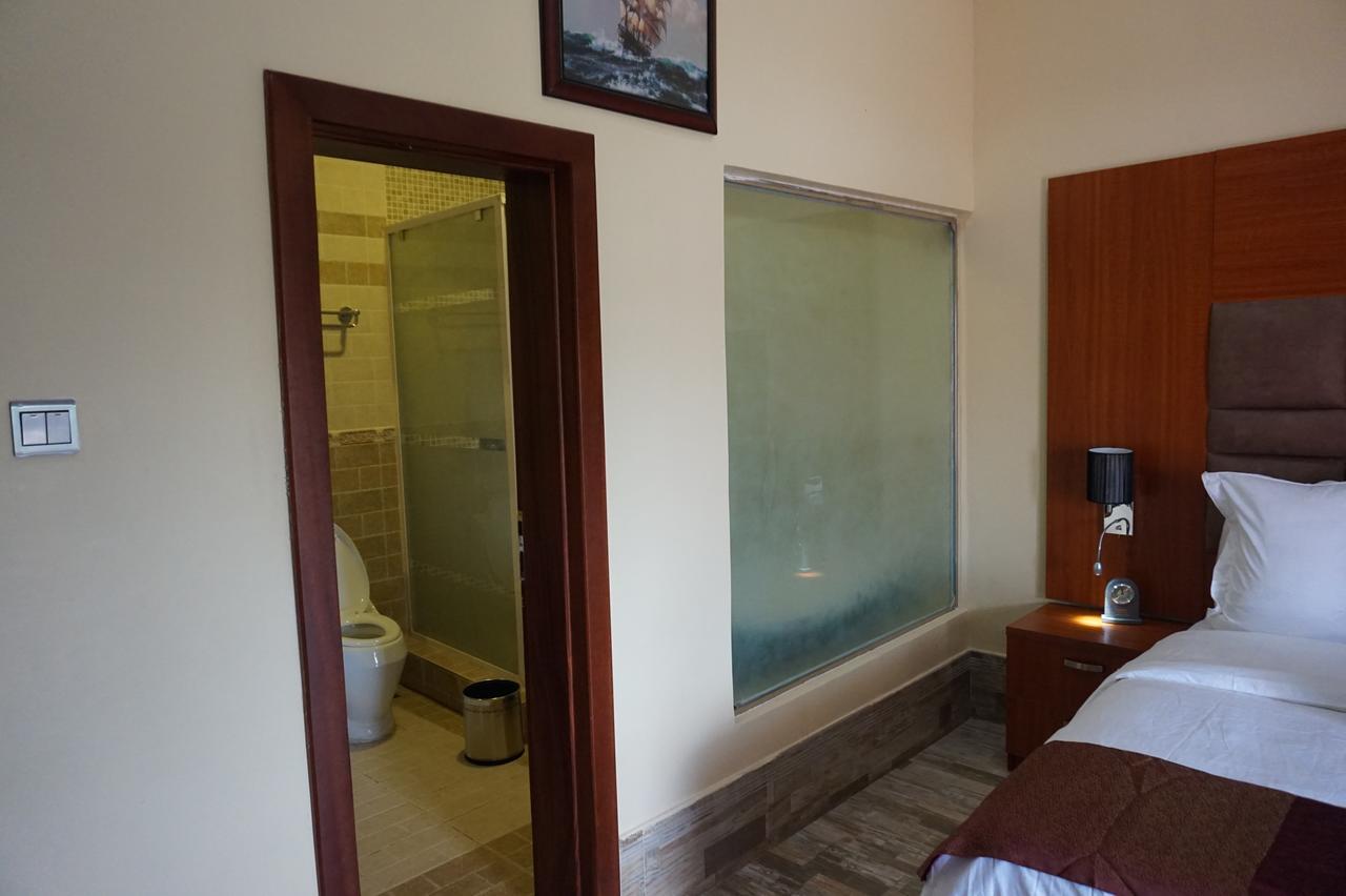 Aenon Suites Oshogbo エクステリア 写真